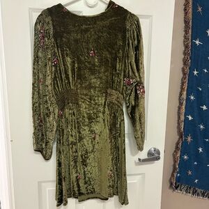 Elegant Olive Green Velvet Dress